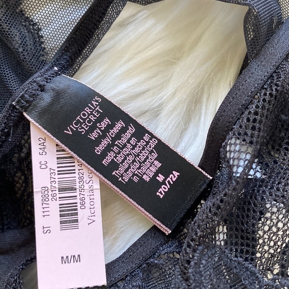 NWT Victoria’s Secret lace cheeky panties - Picture 3 of 7
